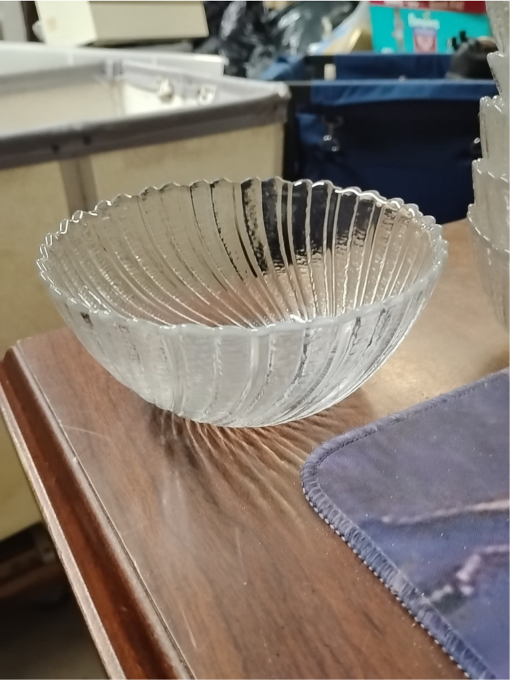 Vintage Arcoroc Seabreeze France Swirl Glass Bowl Fruit Dessert Salad Soup